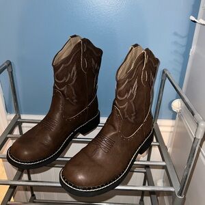 Roper Brown Western Boots worn once for 1 hour. Like new. Very comfortable.